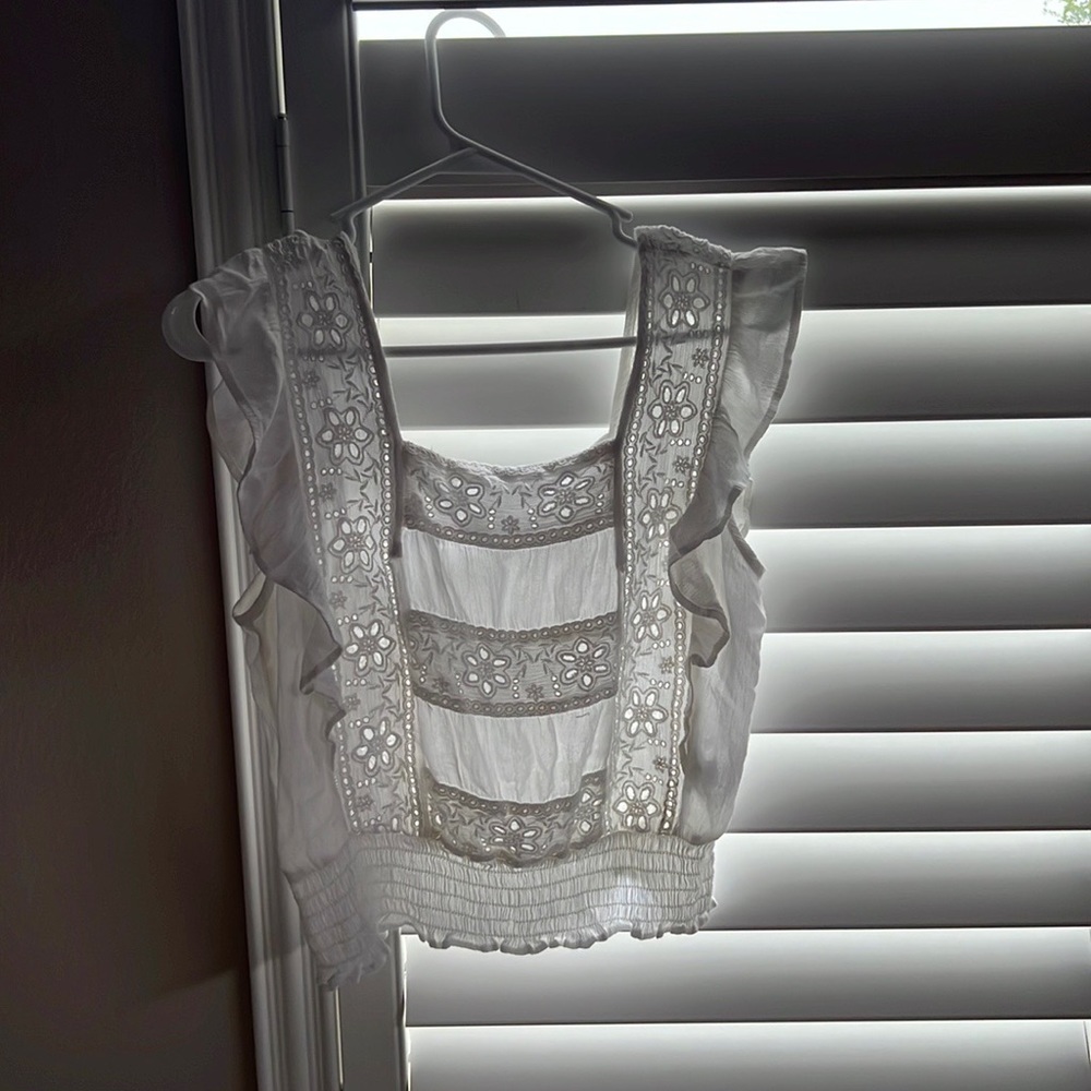 A women’s small white American Eagle top!